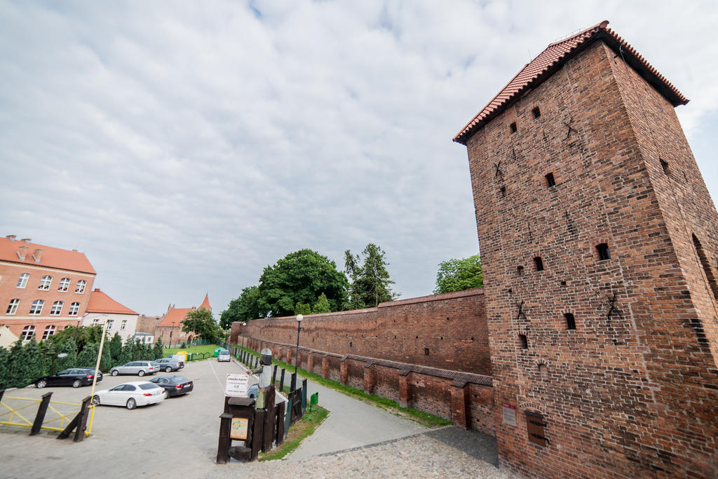 Hotel Karczma Chelminska Chełmno Eksteriør billede